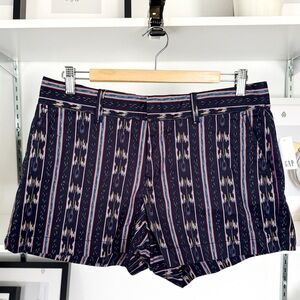 New! Women’s Gap “City Short” printed shorts. Size 10.